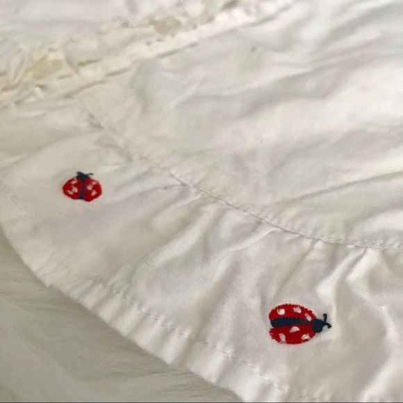 5/25$ - Janie and Jack White Ruffle Top Ladybug 2T - Picture 3 of 5